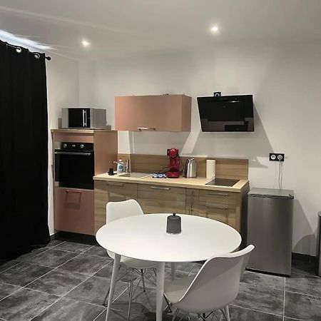 Joli Appartement Blanzy Bagian luar foto